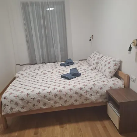 Eden Lux Apartment *